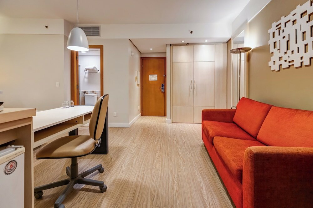 Фото Comfort Suites Alphaville