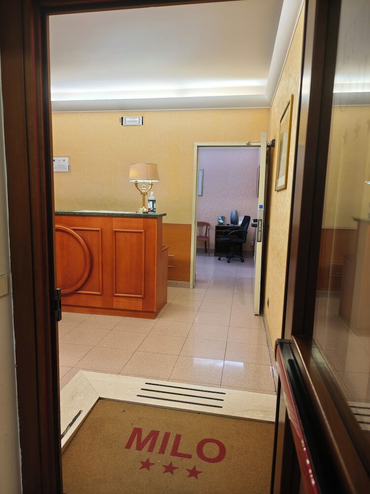 Фото Hotel Milo