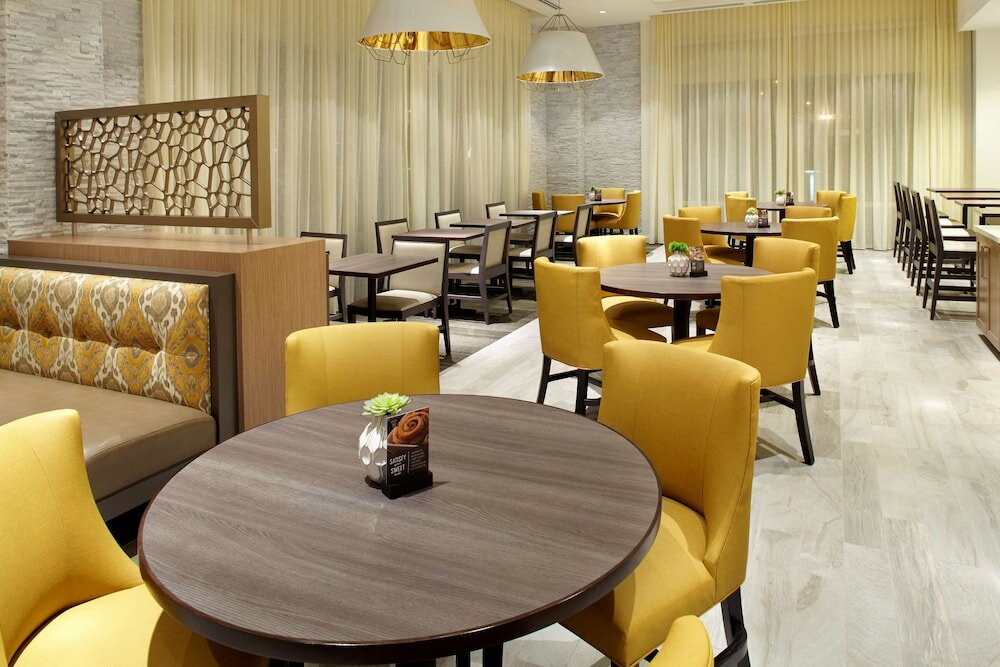 Фото Hyatt Place Miami Airport-East