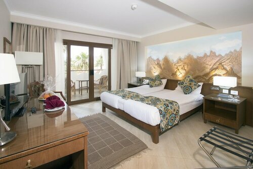 Гостиница Swiss Inn Resort Dahab в Дахабе