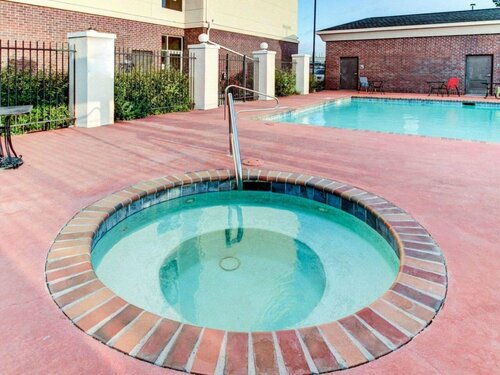 Гостиница Comfort Suites Waxahachie - Dallas в Уаксахачи