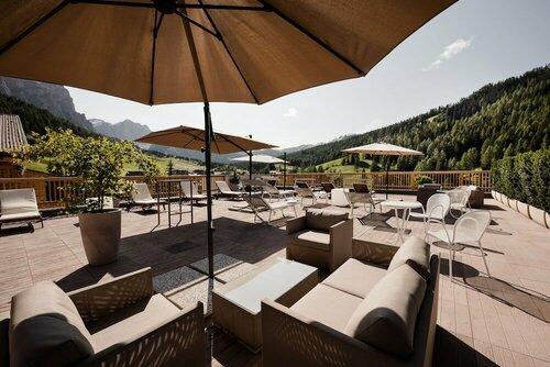 Внешний вид отеля Hotel Diamant в Бадии - Абтее, фото 3