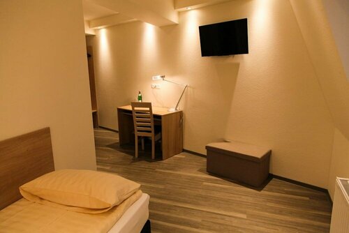 Гостиница Hotel Moerser Hof в Мёрсе
