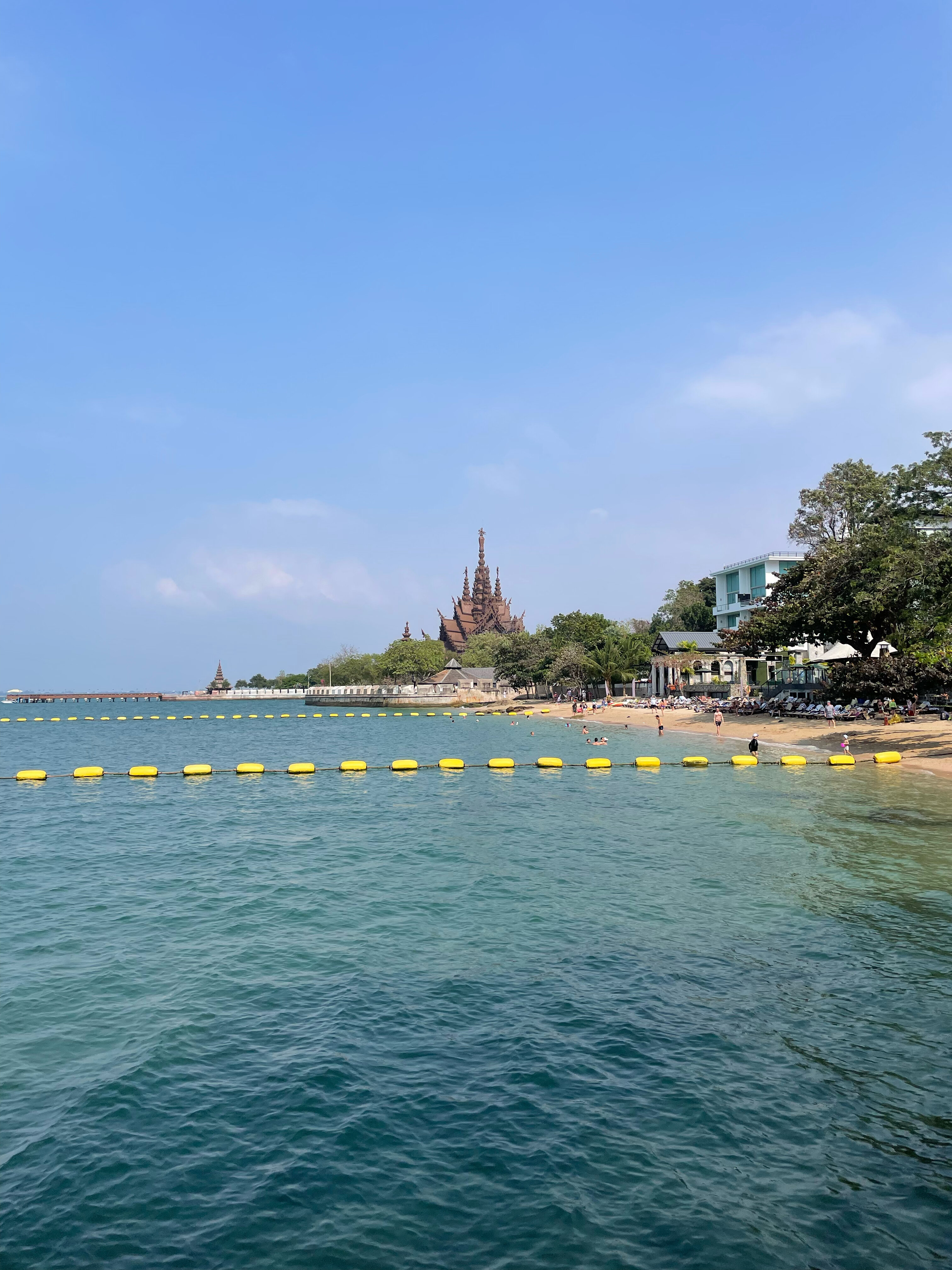 Фото Pattaya Modus Beachfront Resort
