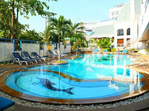 Гостиница Camelot Hotel Pattaya в Паттайе