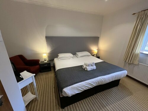 Гостиница Columba House Hotel & Garden Restaurant в Кингасси