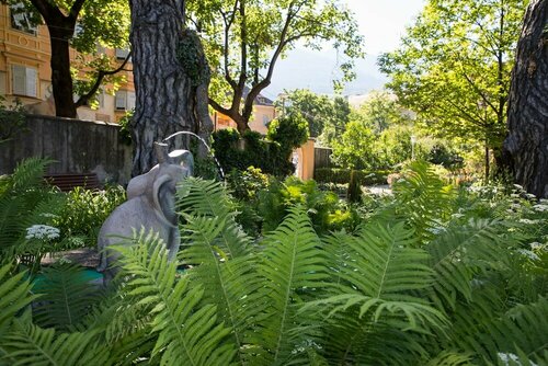Гостиница Hotel Elephant в Брессаноне