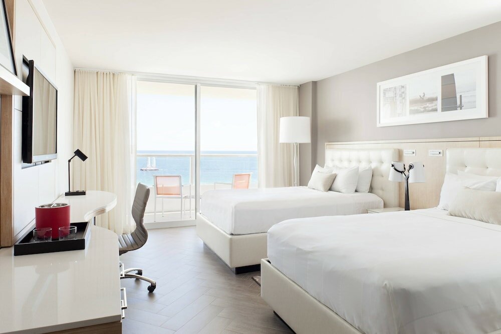 Фото Marriott Stanton South Beach