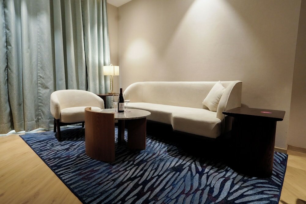 Фото Ramada Plaza by Wyndham Chandigarh Zirakpur