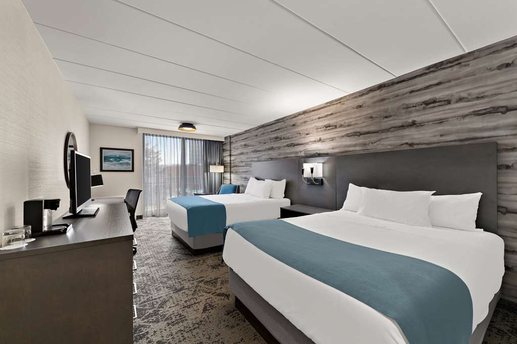 Фото Best Western Parkway Hotel Toronto North