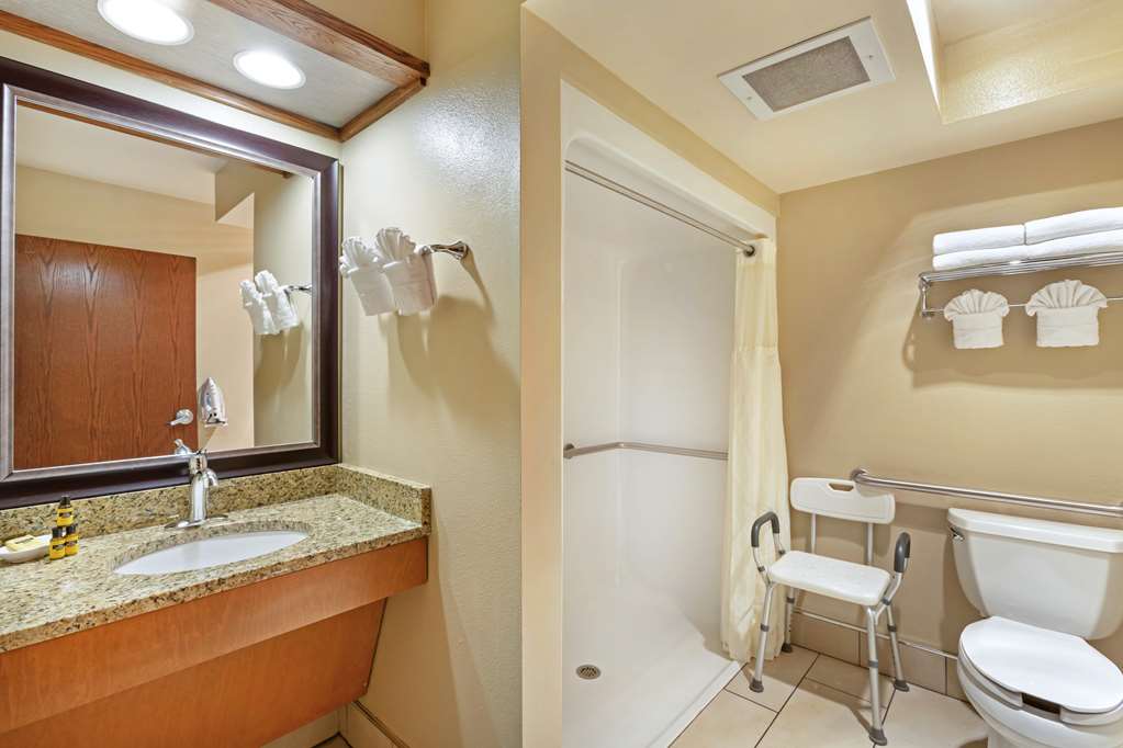 Фото Best Western Plus GranTree Inn