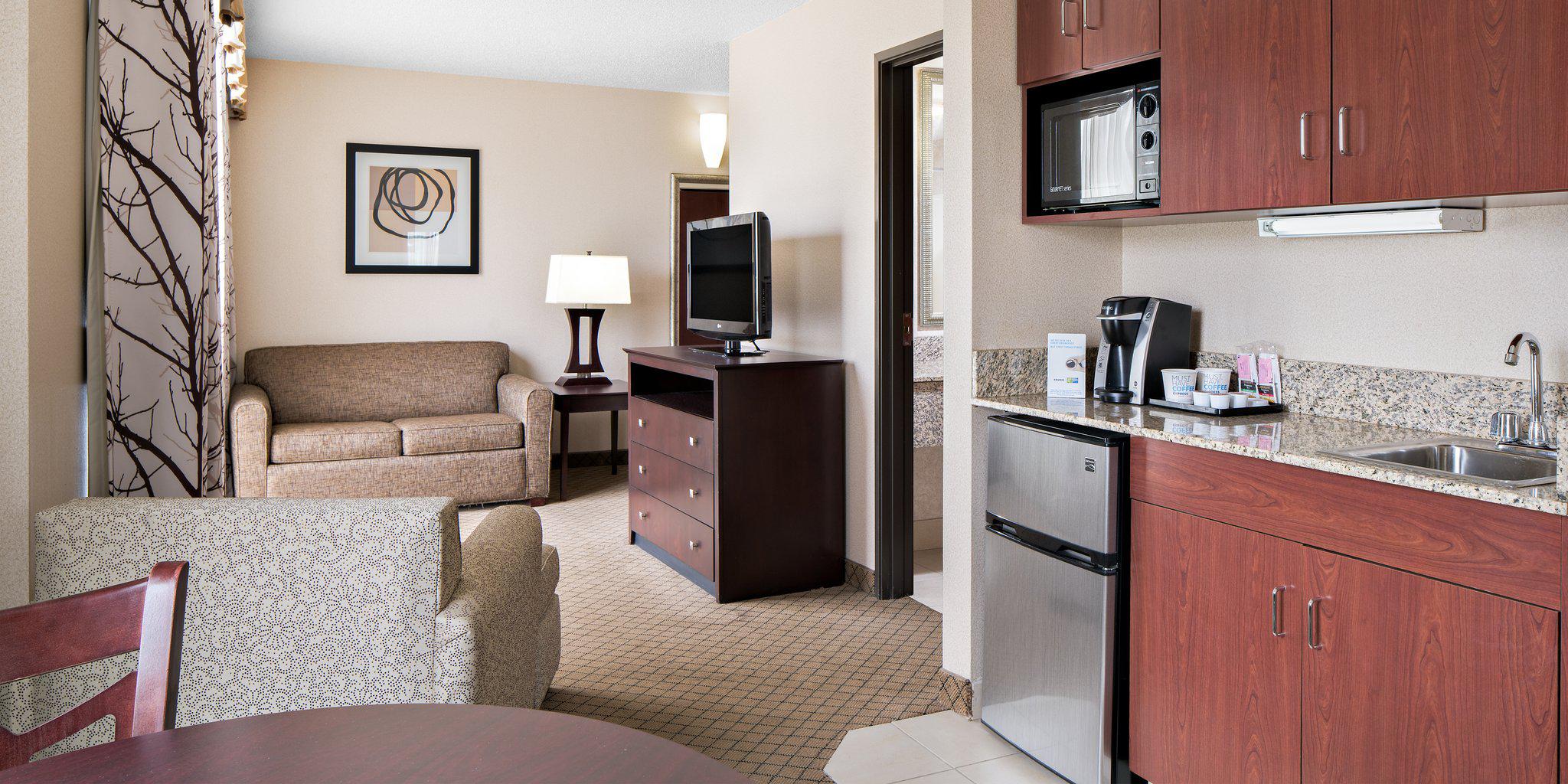 Фото Holiday Inn Express Grove City, an Ihg Hotel