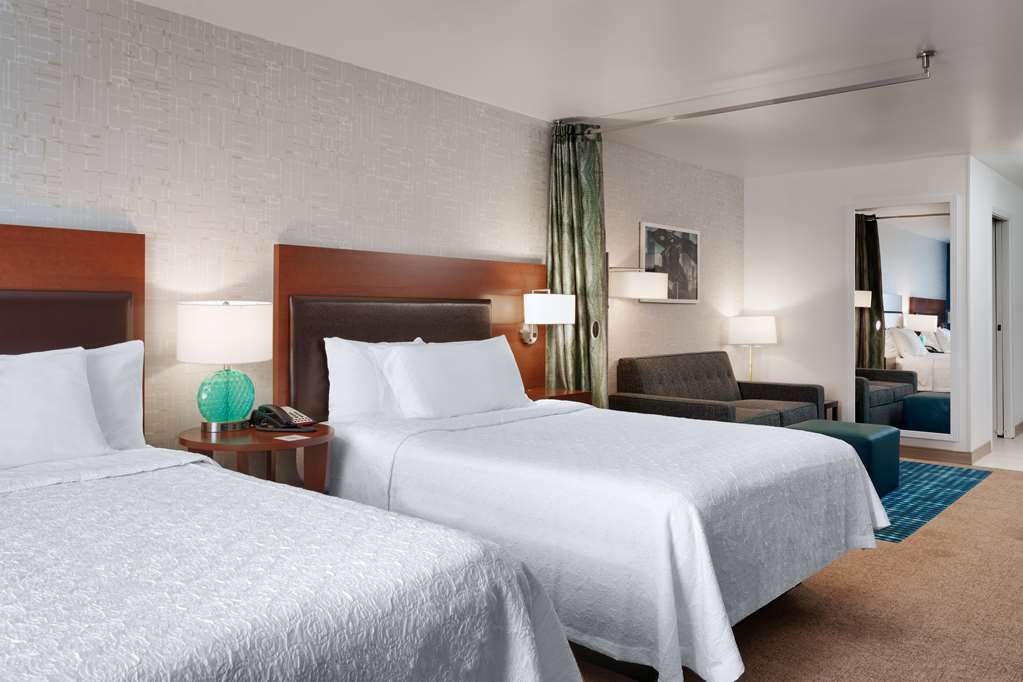 Фото Home2 Suites by Hilton Houston/Katy