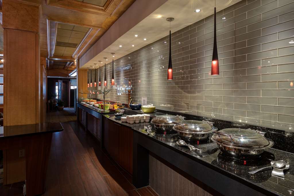 Фото DoubleTree by Hilton Hotel Akron Fairlawn