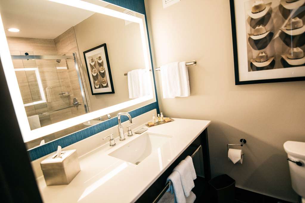 Фото DoubleTree by Hilton Lubbock University Area