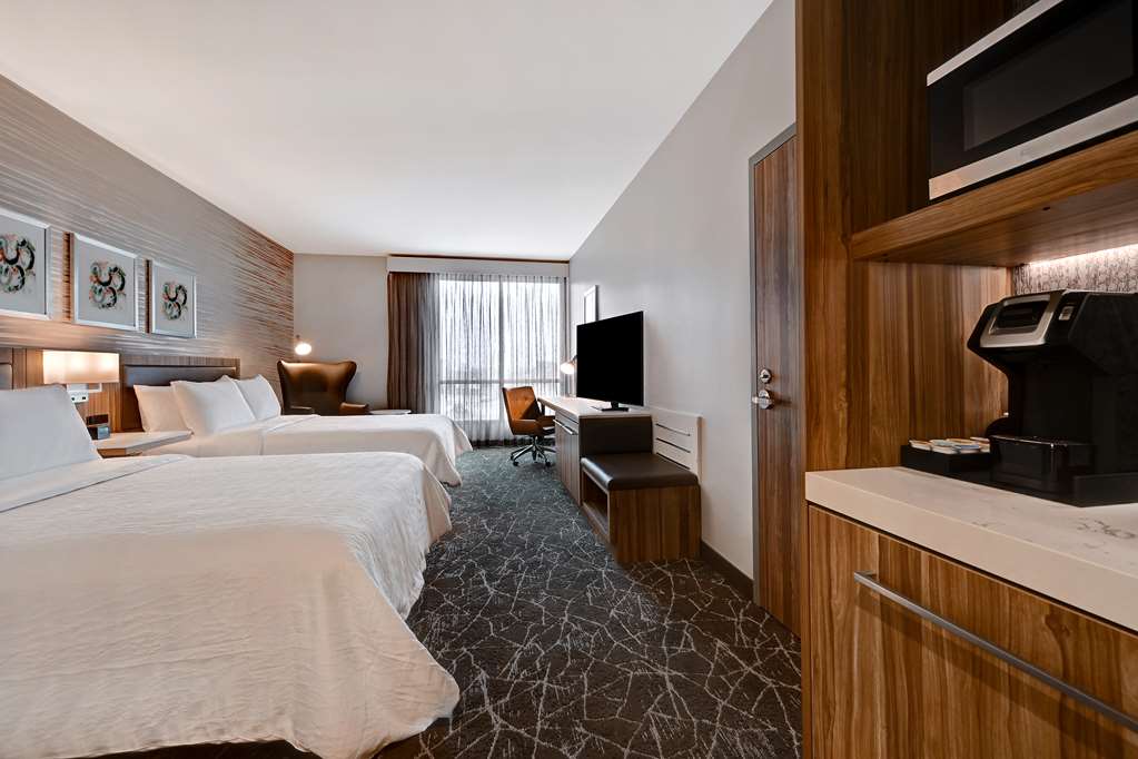 Фото Hilton Garden Inn Anaheim Resort