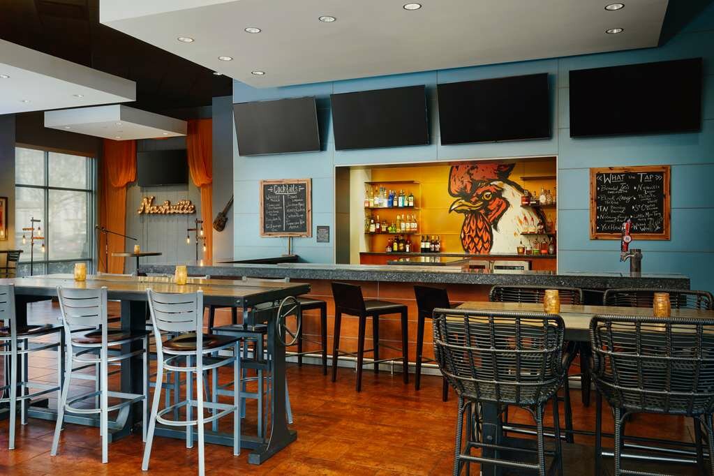 Фото Hilton Garden Inn Nashville Downtown/Convention Center