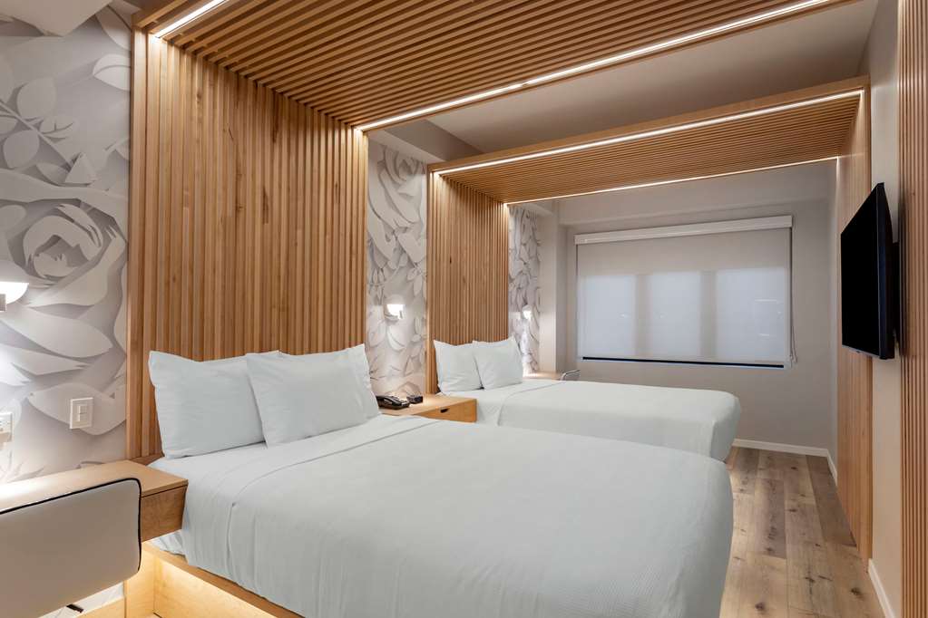 Фото Best Western Plus Soho Hotel