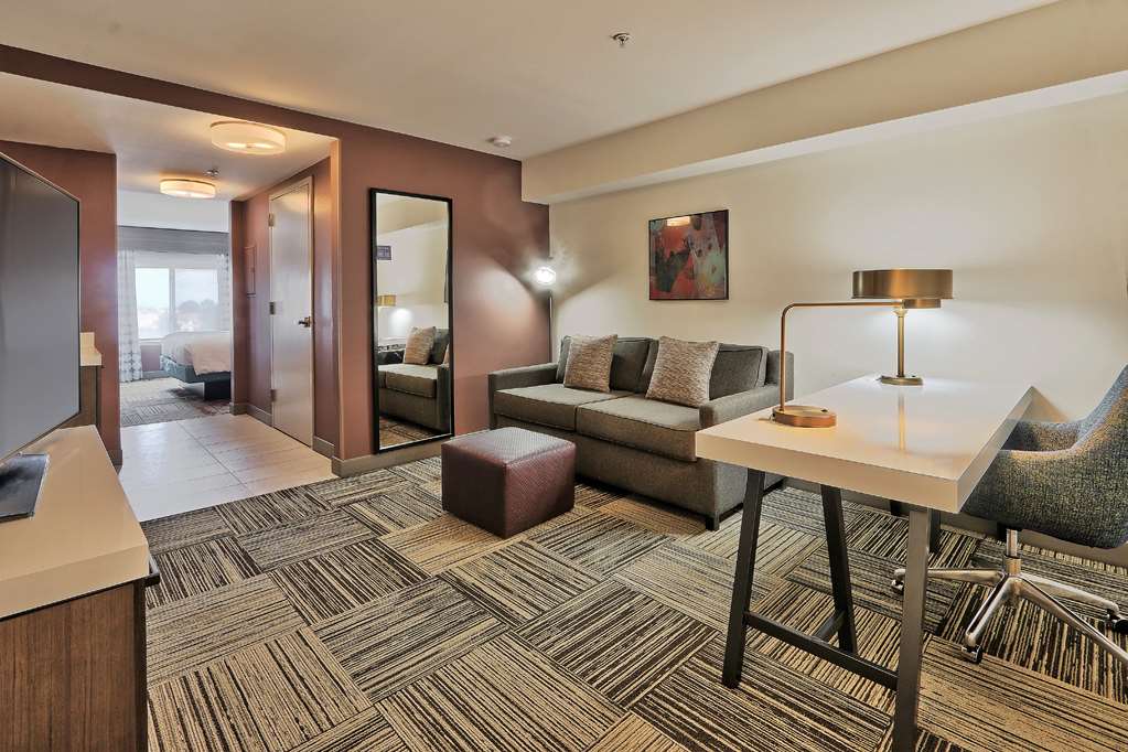 Фото Hilton Garden Inn Albuquerque/Journal Center