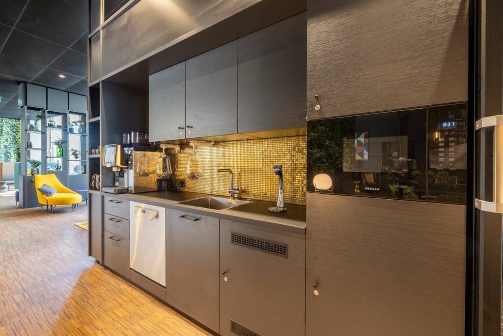 Фото Radisson Hotel & Suites Zurich 