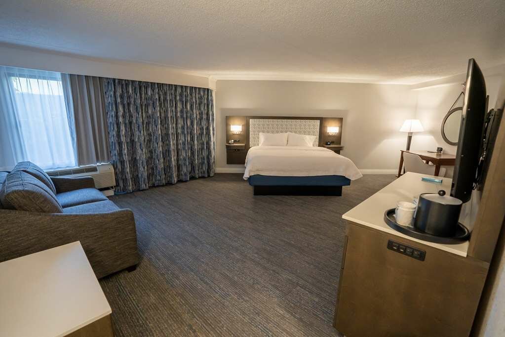 Фото Hampton Inn & Suites Fairfield