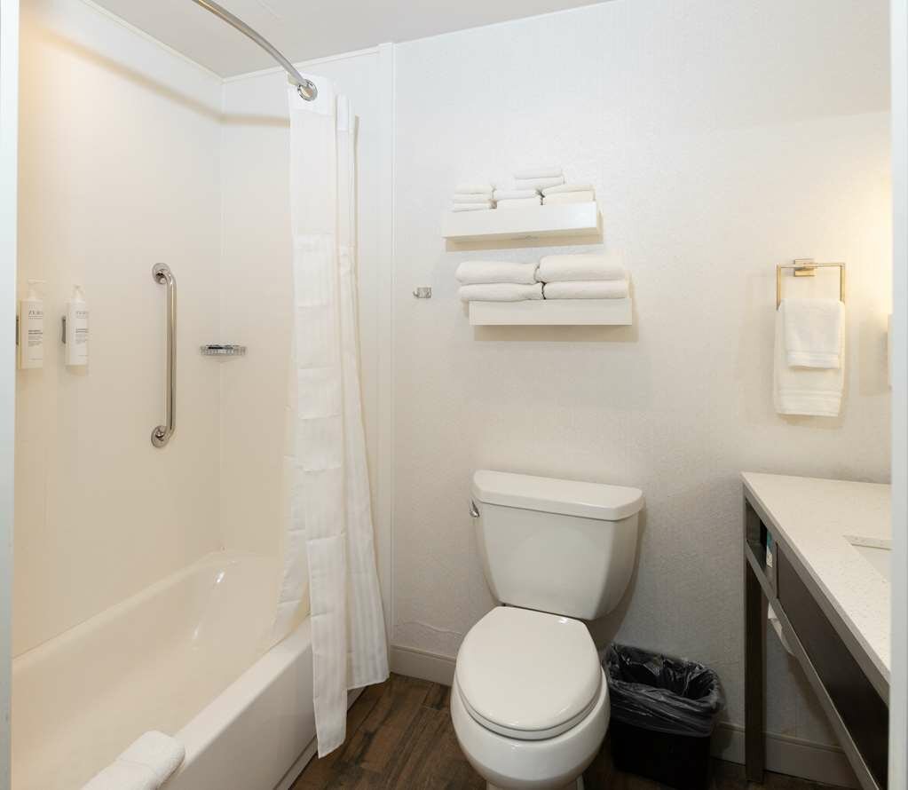 Фото Hilton Garden Inn Austin Airport