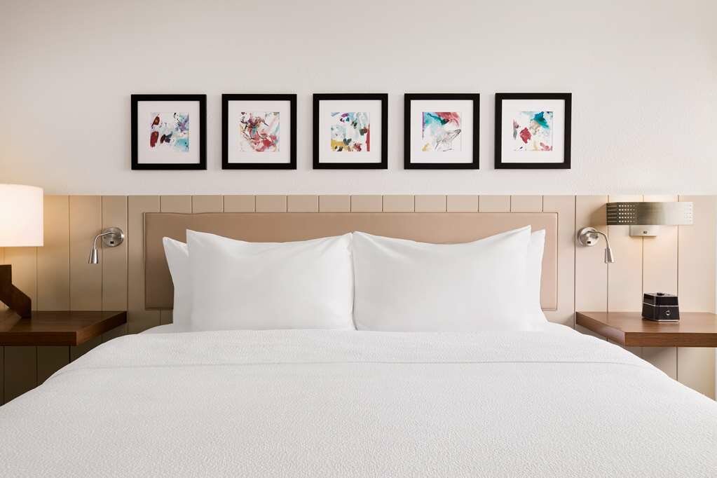 Фото Hilton Garden Inn LAX Los Angeles Airport