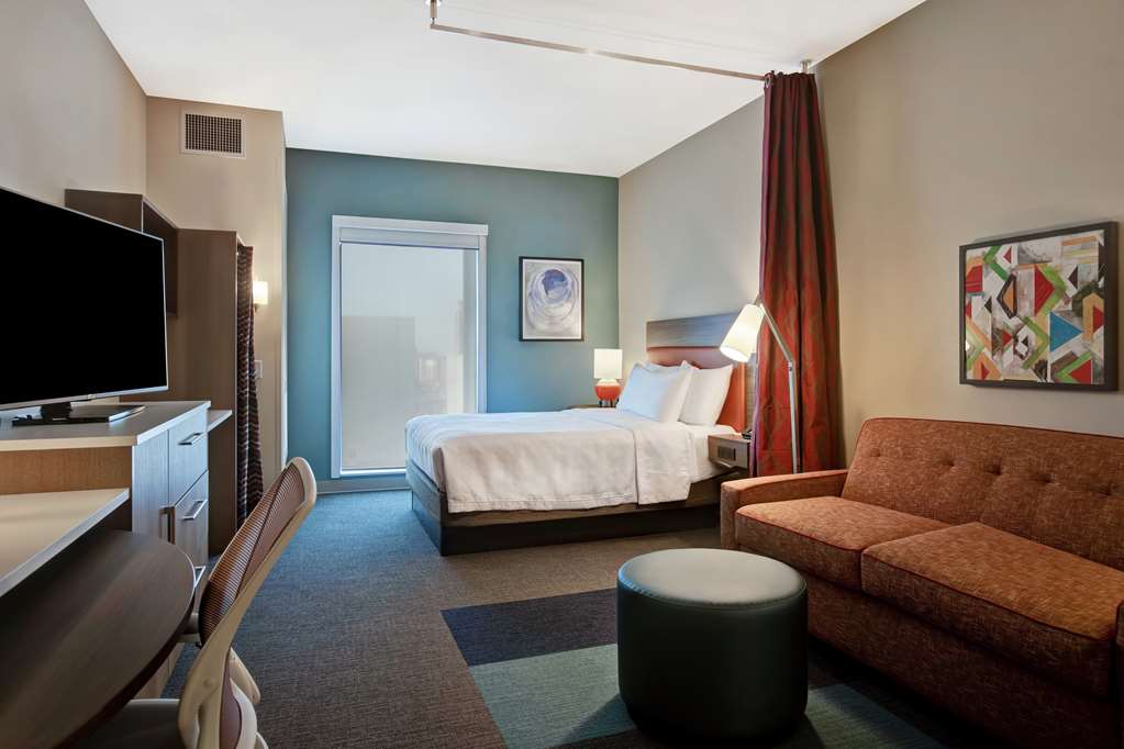 Фото Home2 Suites by Hilton Charlotte Uptown, Nc