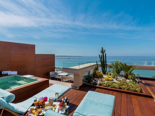 Гостиница Mondrian Cannes в Каннах