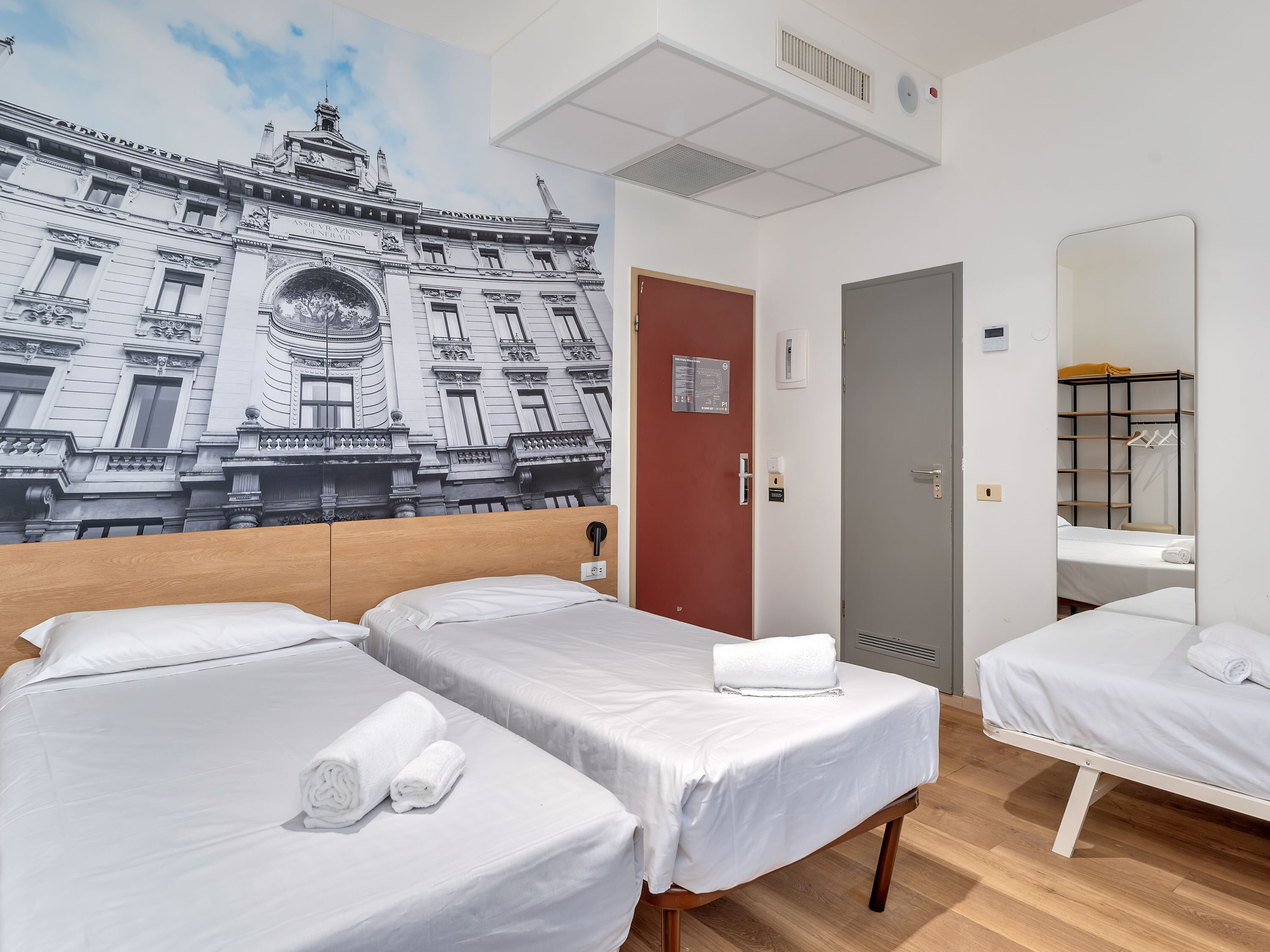 Фото B&b Hotel Milano Ornato