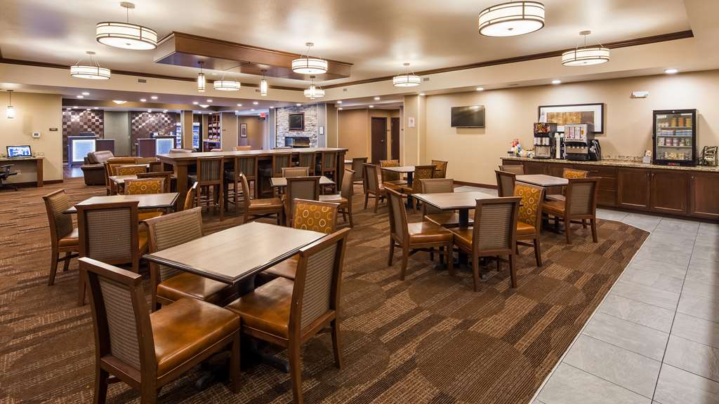 Фото Best Western Plus Lincoln Inn & Suites