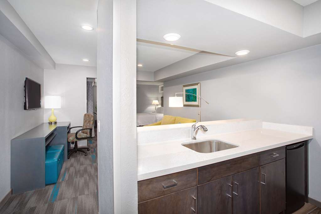 Фото Hampton Inn Monterey