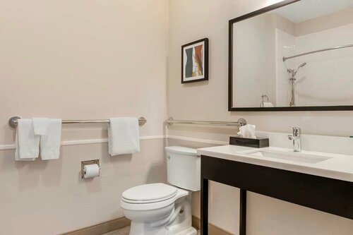 Гостиница Best Western Plus Riata в Браунвуде