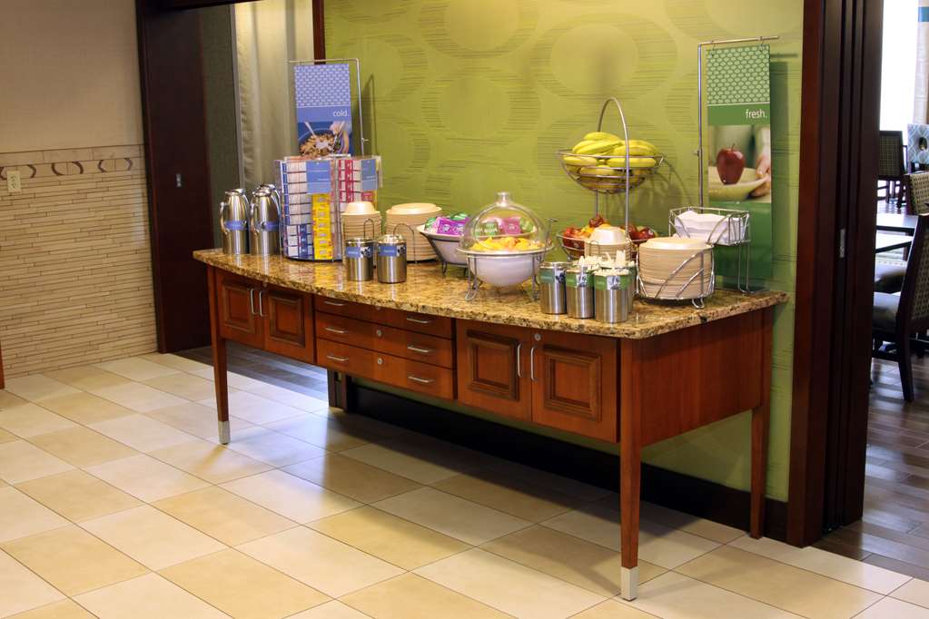 Фото Hampton Inn & Suites Paducah