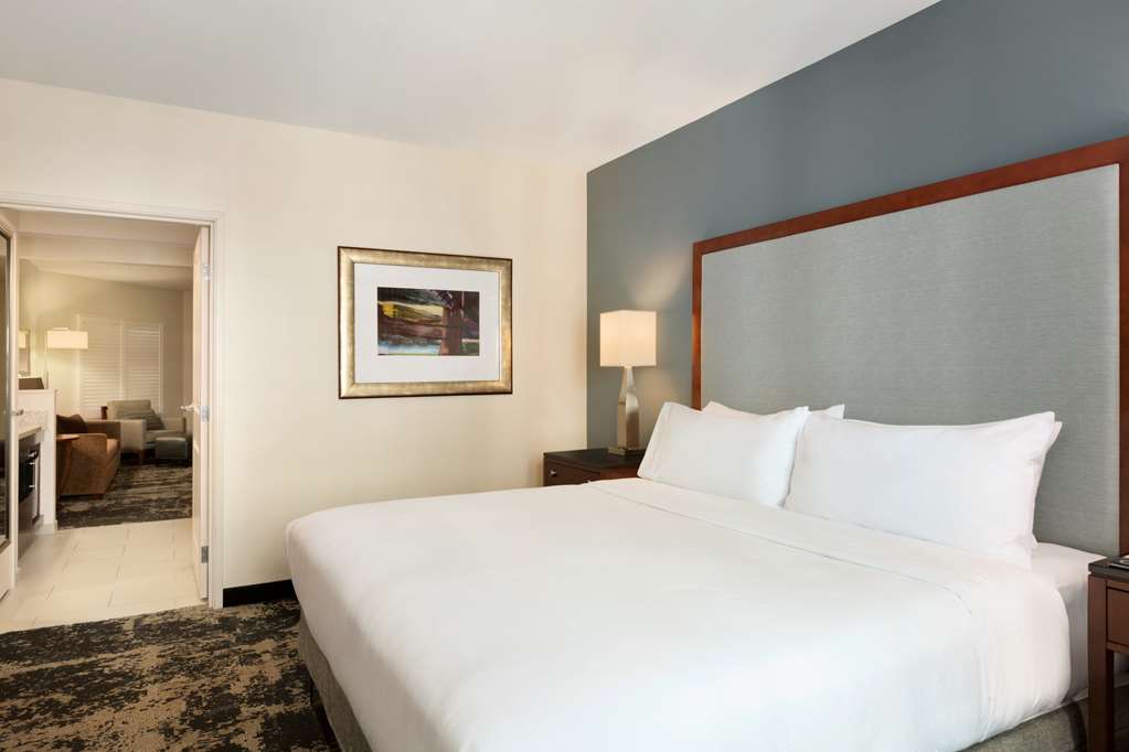 Фото Embassy Suites Denver-Downtown/Convention Center