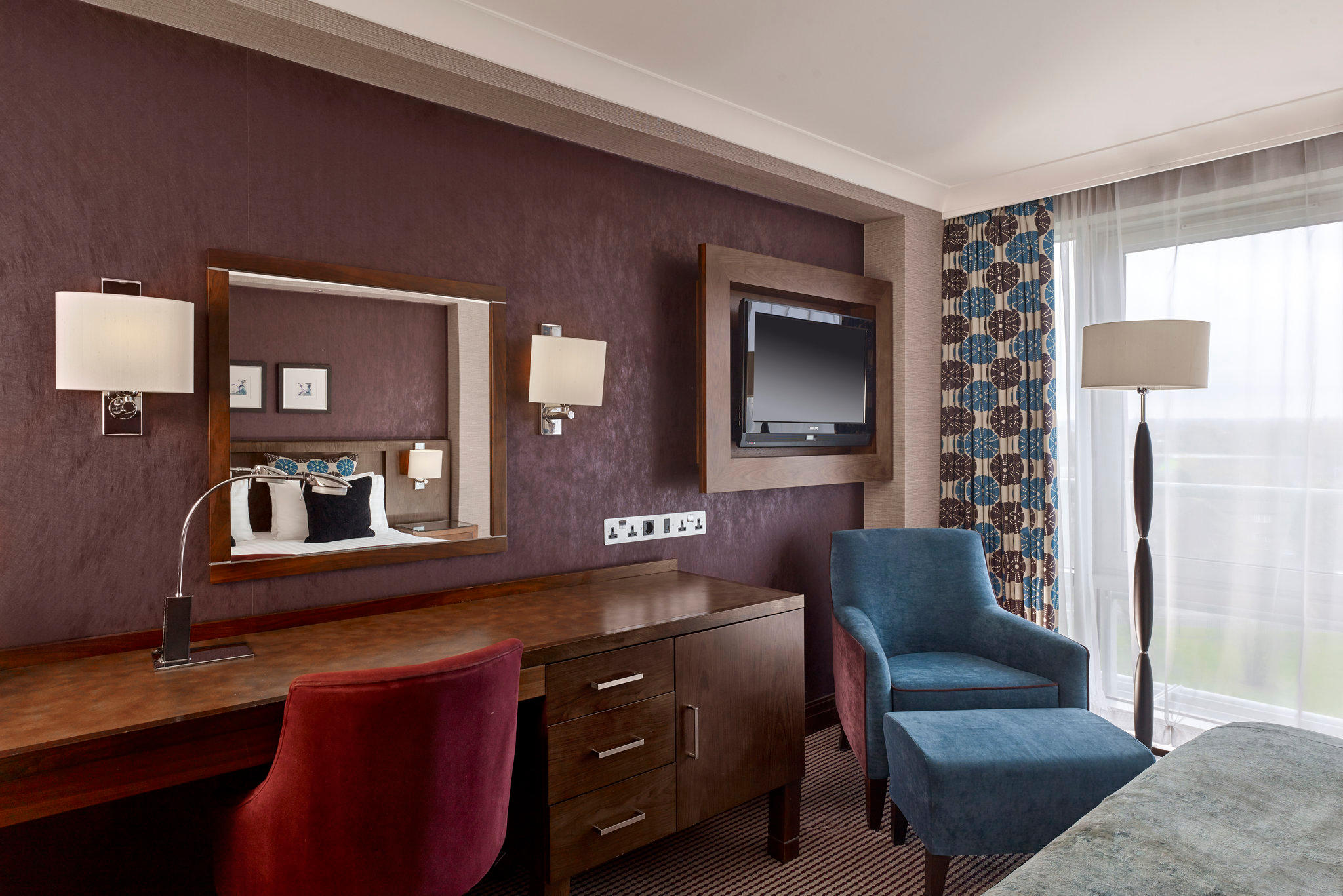 Фото Crowne Plaza London - Gatwick Airport