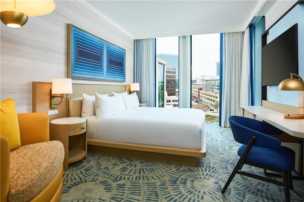 Фото The Highland Dallas, Curio Collection by Hilton