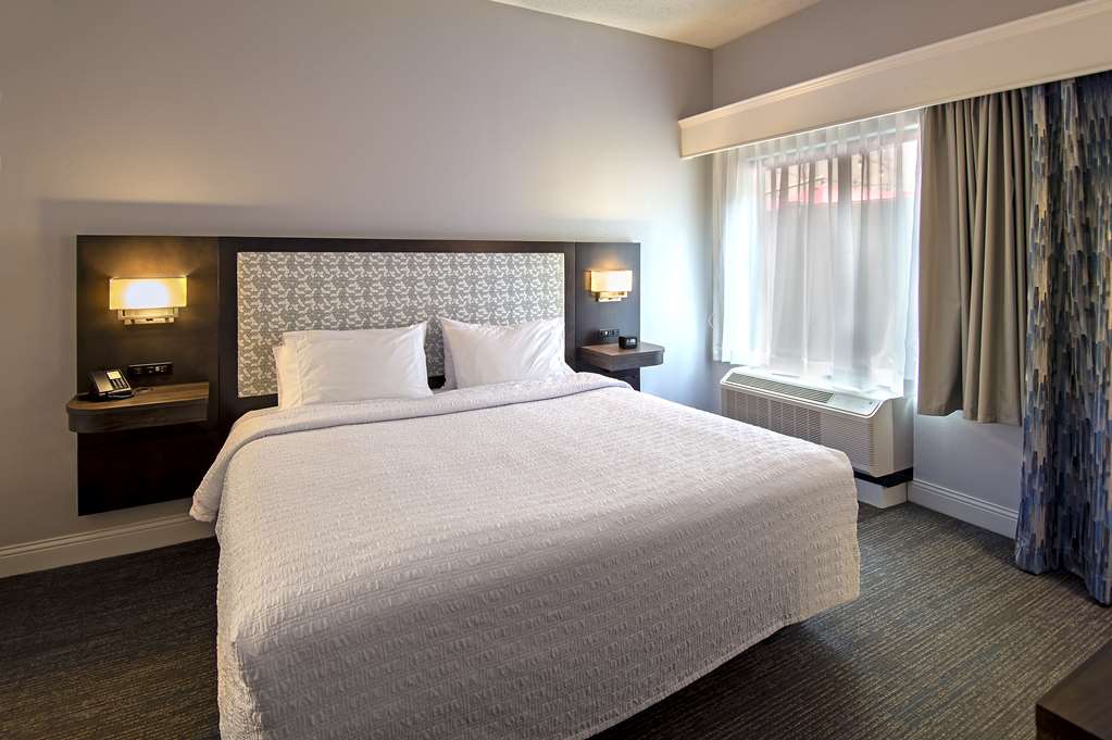 Фото Hampton Inn & Suites Fairfield