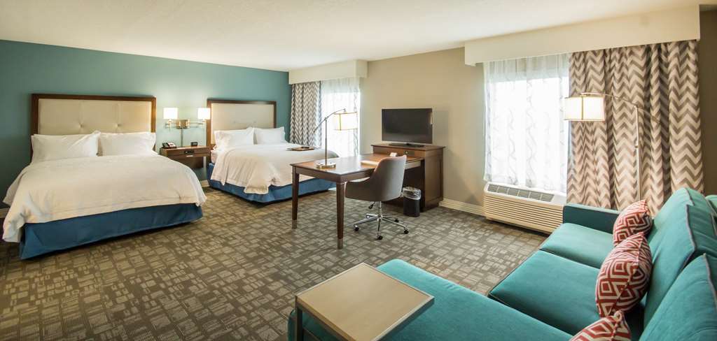 Фото Hampton Inn & Suites Orlando At SeaWorld