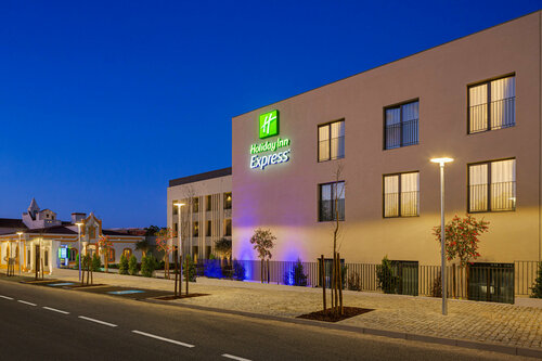 Гостиница Holiday Inn Express Evora, an Ihg Hotel в Эворе