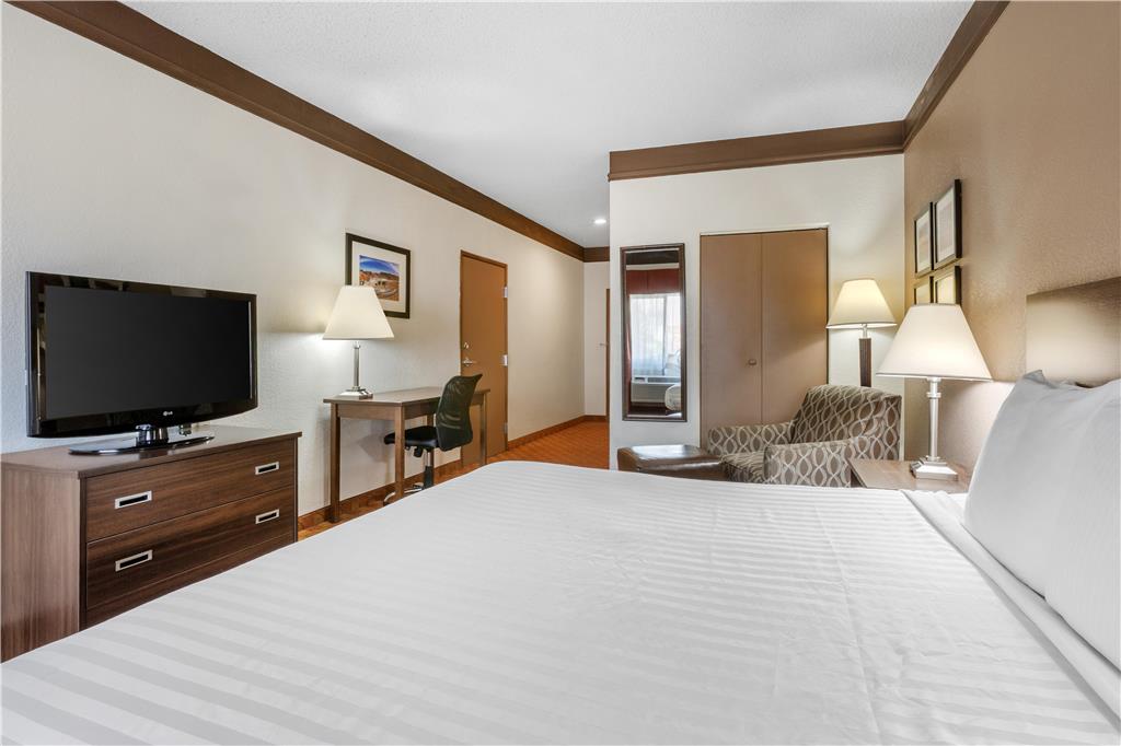 Фото Best Western Tolleson Hotel