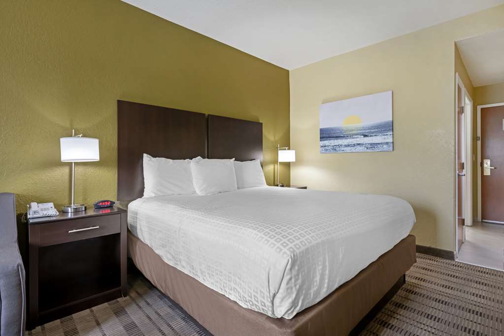 Фото Best Western Edgewater Inn
