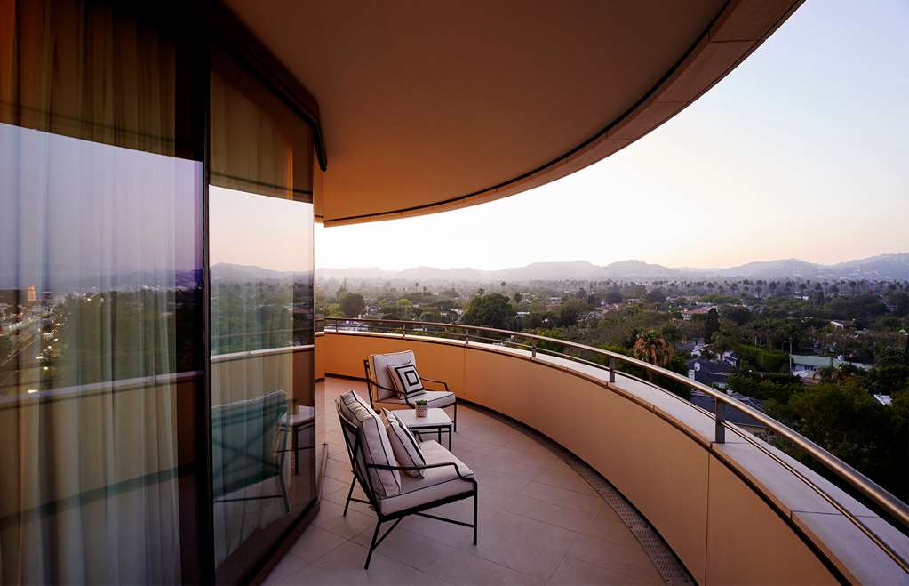Фото Waldorf Astoria Beverly Hills