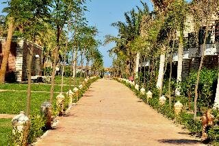 Гостиница Aladdin Beach Resort в Хургаде