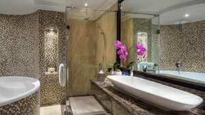 отель Bahi Ajman Palace Hotel