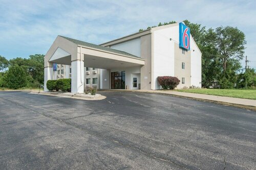 Гостиница Motel 6 Lawrence, Ks в Лоуренсе