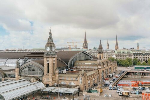 Гостиница Reichshof Hotel Hamburg в Гамбурге