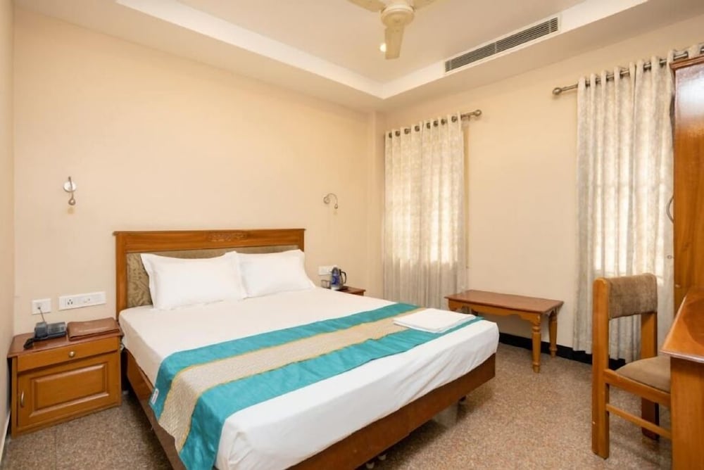Фото Hotel Excellency
