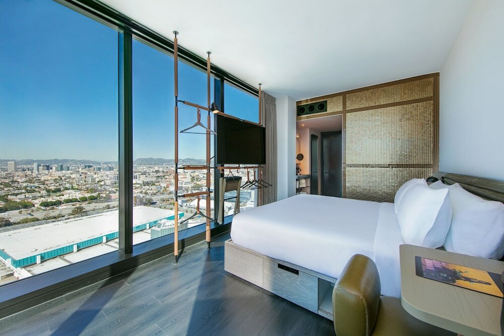 Фото Moxy Downtown Los Angeles