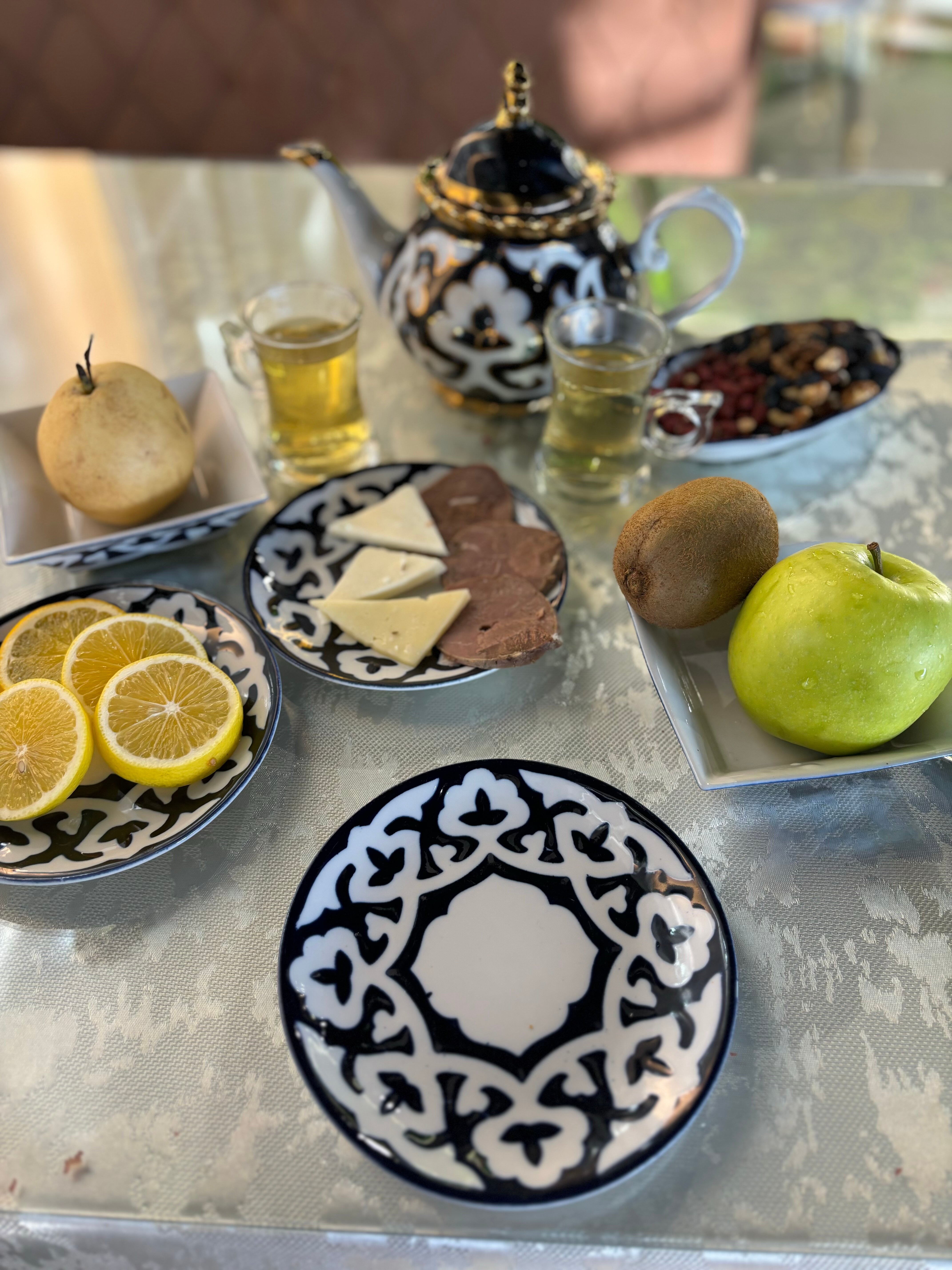 Фото Lakeside Hotel